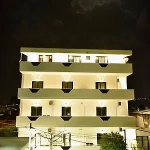 Bed & Breakfast Ax Mirage, Vlorë