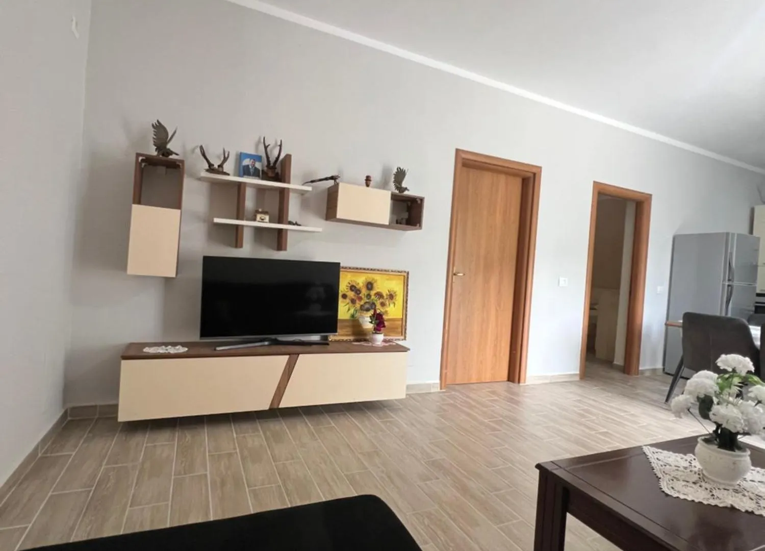 Emi Bolene Villa Vlore 0*,