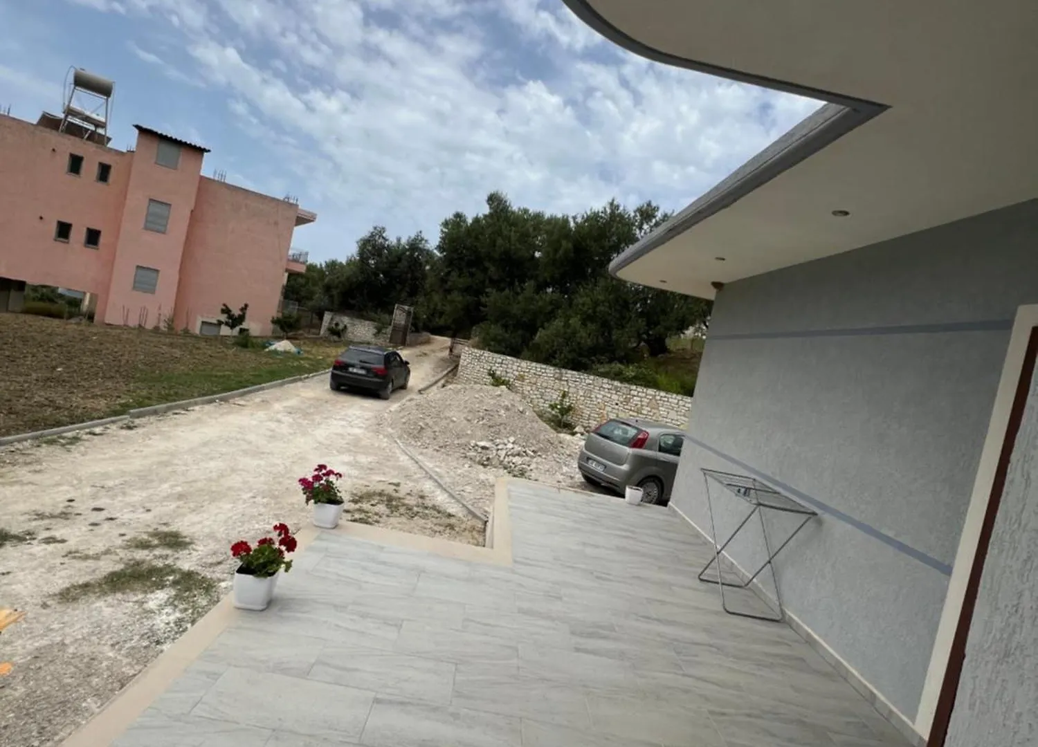 Emi Bolene Villa Vlore